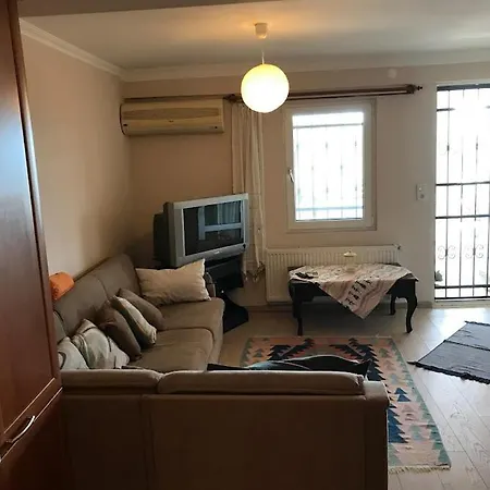Apartment Centre With Sea View And Large Terrace